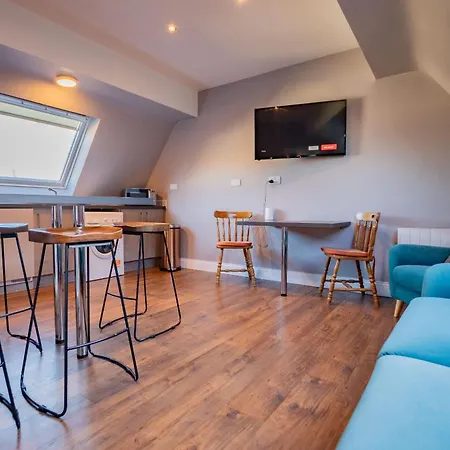 Church View Lane Apartment