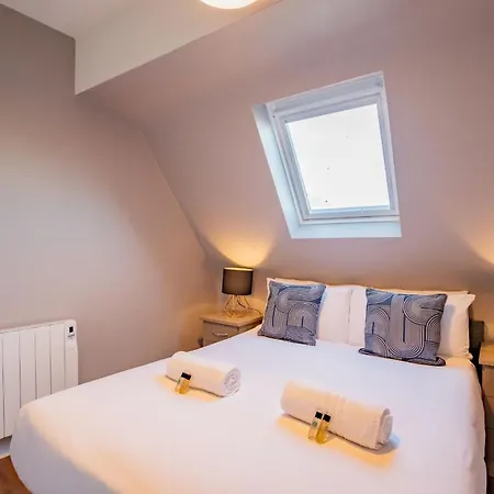 Church View Lane Apartment